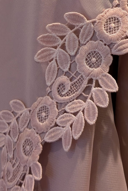 Jolie Nisa Open ABaya Open Abaya with Dantelle Lace Set | Dusty Rose | Jolie Nisa Dusty Rose Open Abaya Set with Lace | Jolie Nisa Montreal