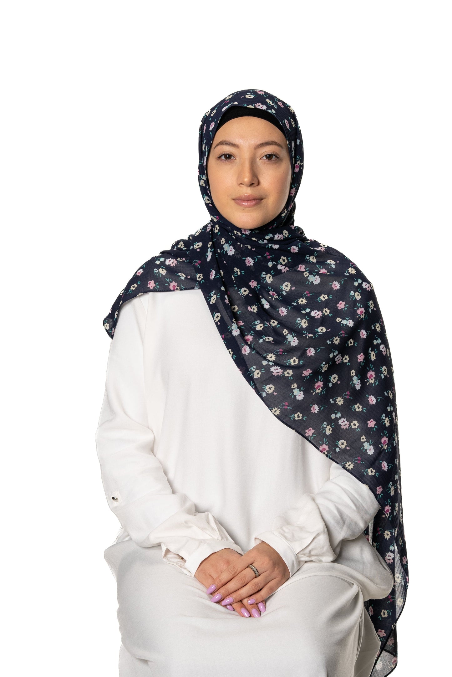 Jolie Nisa Hijab Infinity Navy Experience Luxury and Comfort with Jolie Nisa Premium Crinkle Chiffon Hijab - Non-Slip, Elegant and Breathable Hijab for Women