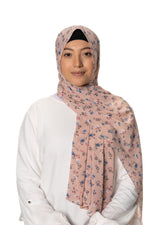 Load image into Gallery viewer, Jolie Nisa Hijab Soft Pink Experience Luxury and Comfort with Jolie Nisa Premium Crinkle Chiffon Hijab - Non-Slip, Elegant and Breathable Hijab for Women
