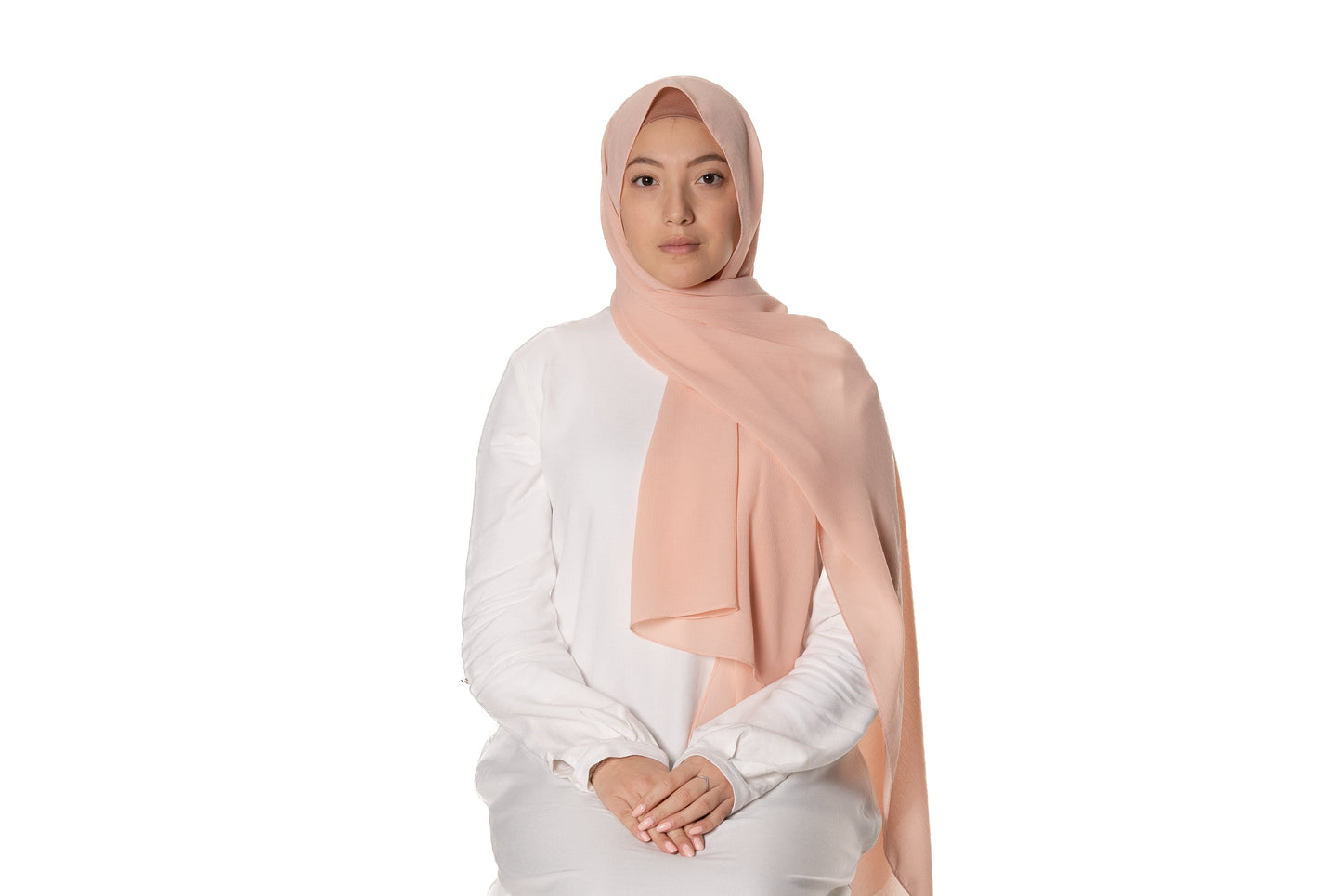 Jolie Nisa Hijab Soft Peach Premium Luxury Crepe Crinkle Hijab - Non-Slip and Comfortable Hijab for All Occasions Premium Luxury Crepe Crinkle Hijab, voile - Soft and Stylish Headscarf